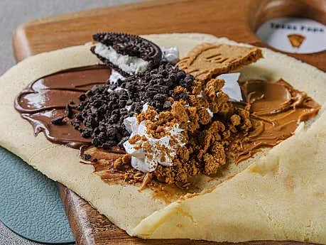 누텔라 로투스 크레페